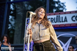 Concert d'Aiala als Jardins del Museu Marítim de Barcelona 